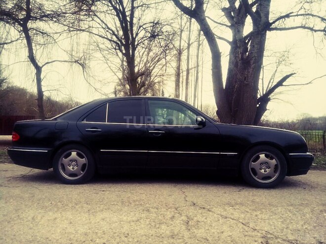 Mercedes E 280 1998, 473,000 km - 2.8 l - Sumqayıt