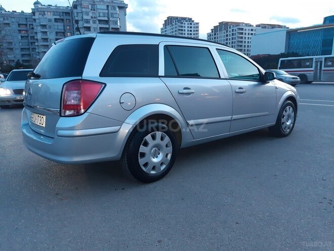 Opel Astra 2008, 215,000 km - 1.3 л - Bakı