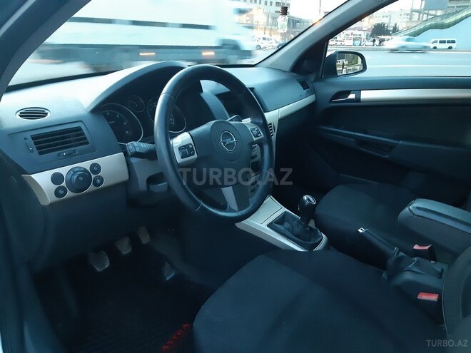 Opel Astra 2008, 215,000 km - 1.3 л - Bakı