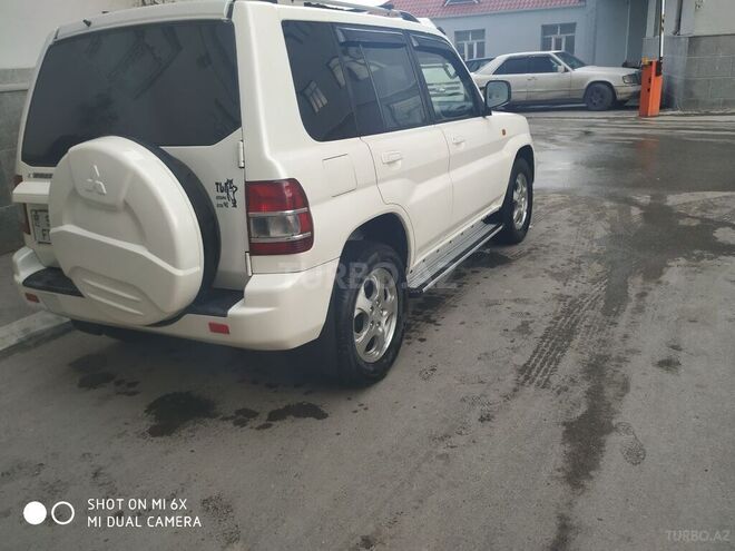 Mitsubishi Pajero io 2002, 305,127 km - 2.0 l - Bakı