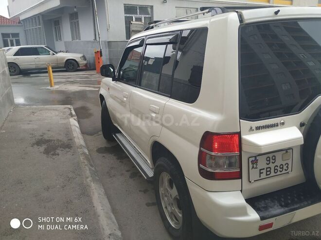 Mitsubishi Pajero io 2002, 305,127 km - 2.0 l - Bakı