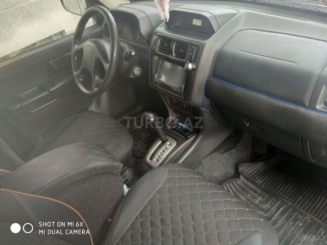 Mitsubishi Pajero io 2002, 305,127 km - 2.0 l - Bakı