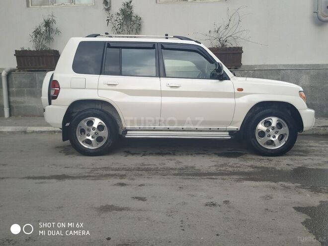 Mitsubishi Pajero io 2002, 305,127 km - 2.0 l - Bakı