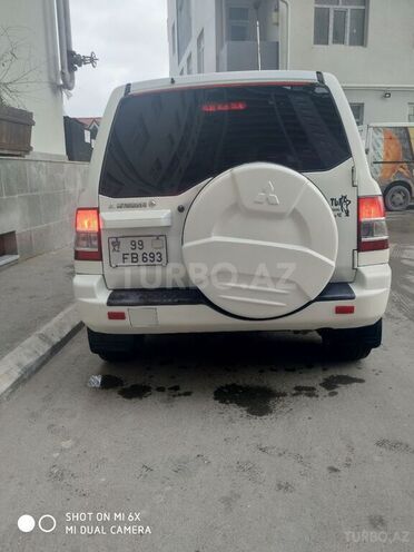 Mitsubishi Pajero io 2002, 305,127 km - 2.0 l - Bakı