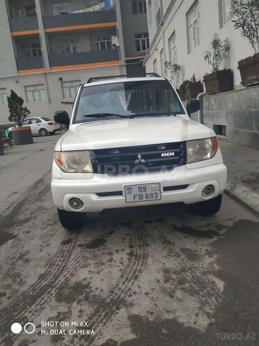 Mitsubishi Pajero io 2002, 305,127 km - 2.0 l - Bakı