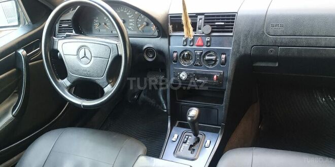 Mercedes C 180 1997, 382,000 km - 1.8 l - Bakı