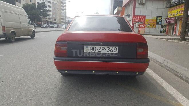 Opel Vectra 1990, 590,000 km - 2.0 l - Bakı