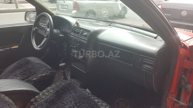 Opel Vectra 1990, 590,000 km - 2.0 l - Bakı