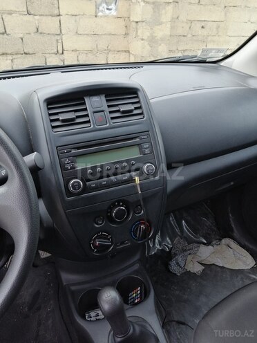 Nissan Sunny 2015, 47,000 km - 1.6 л - Bakı