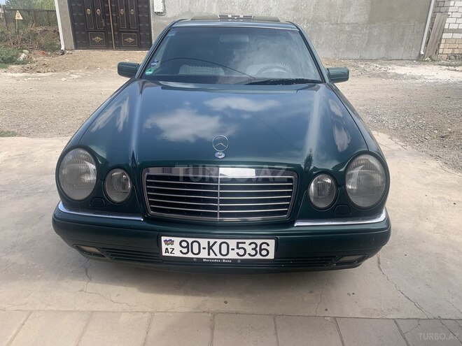 Mercedes E 230 1997, 380,000 km - 2.3 l - Qazax