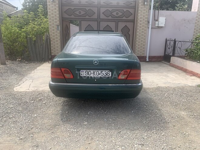 Mercedes E 230 1997, 380,000 km - 2.3 l - Qazax