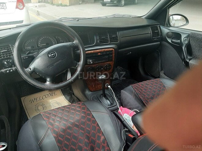 Opel Vectra 1996, 235,000 km - 2.0 l - Bakı