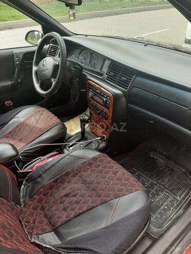 Opel Vectra 1996, 235,000 km - 2.0 l - Bakı