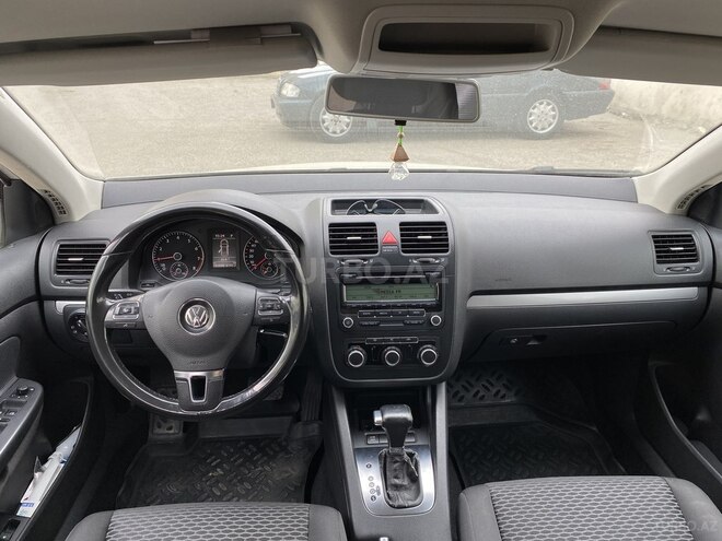 Volkswagen Jetta 2010, 282,000 km - 1.6 l - Bakı
