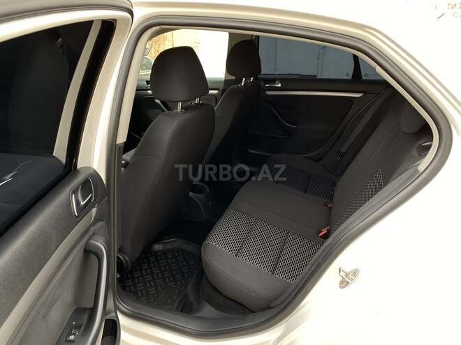 Volkswagen Jetta 2010, 282,000 km - 1.6 l - Bakı
