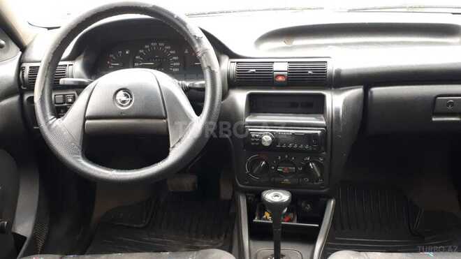 Opel Astra 1994, 295,321 km - 1.6 l - Bakı