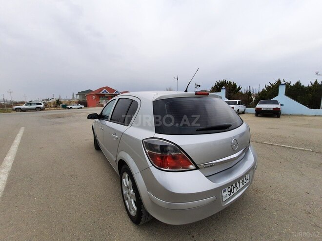 Opel Astra 2008, 130,000 km - 1.4 l - Bakı