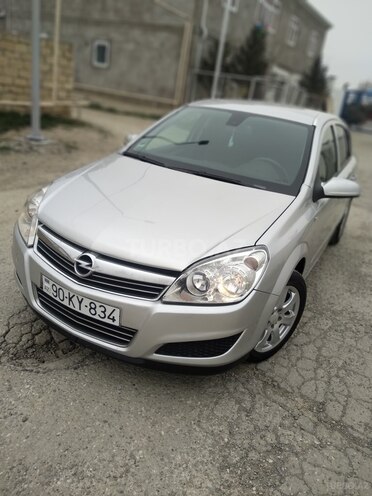 Opel Astra 2008, 130,000 km - 1.4 l - Bakı