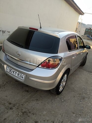 Opel Astra 2008, 130,000 km - 1.4 l - Bakı