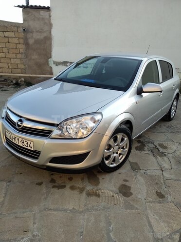 Opel Astra 2008, 130,000 km - 1.4 l - Bakı