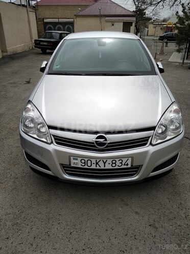 Opel Astra 2008, 130,000 km - 1.4 l - Bakı