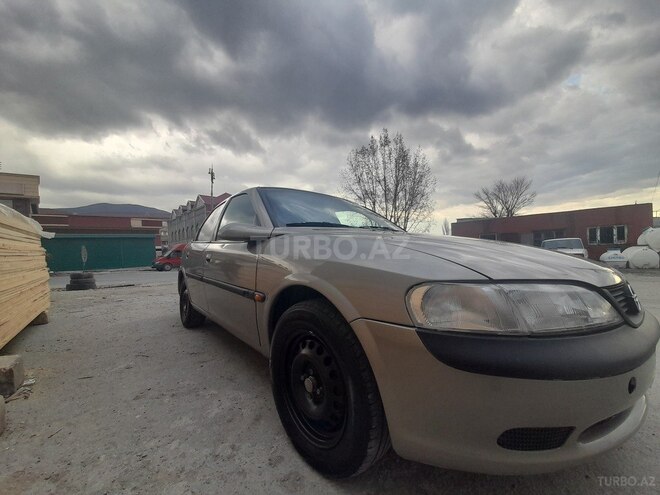 Opel Vectra 1996, 400,000 km - 1.8 l - Şəki