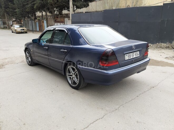 Mercedes C 220 1999, 400,000 km - 2.2 л - Bakı