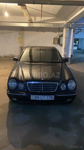 Mercedes E 270 2001, 401,000 km - 2.7 l - Bakı