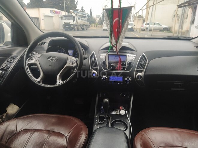 Hyundai ix35 2010, 187,000 km - 2.4 l - Bakı
