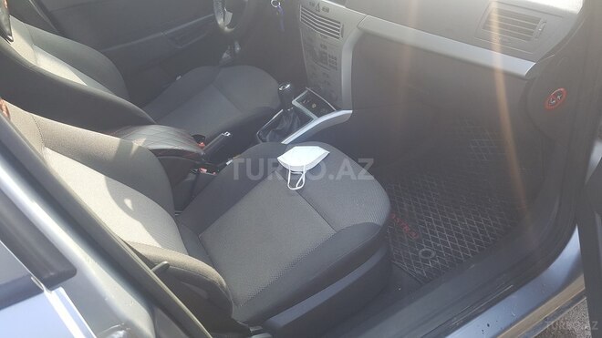 Opel Astra 2009, 123,000 km - 1.4 l - Şəki