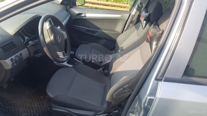 Opel Astra 2009, 123,000 km - 1.4 l - Şəki