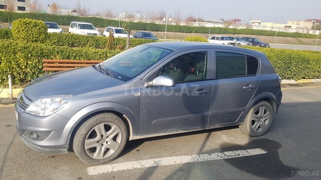 Opel Astra 2009, 123,000 km - 1.4 l - Şəki