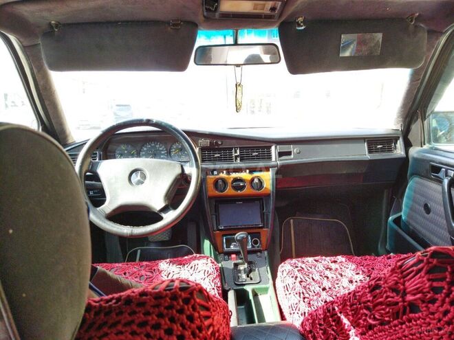 Mercedes 190 1993, 155,158 km - 2.0 l - Bakı