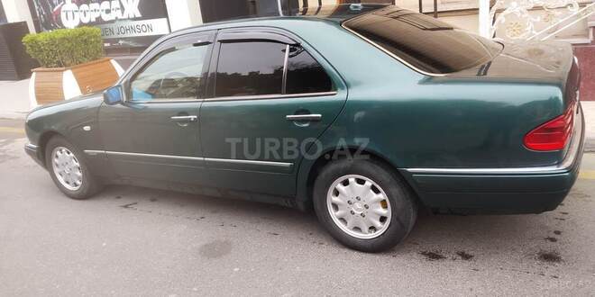 Mercedes E 220 1999, 503,000 km - 2.2 l - Bakı