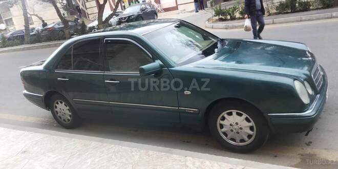 Mercedes E 220 1999, 503,000 km - 2.2 l - Bakı