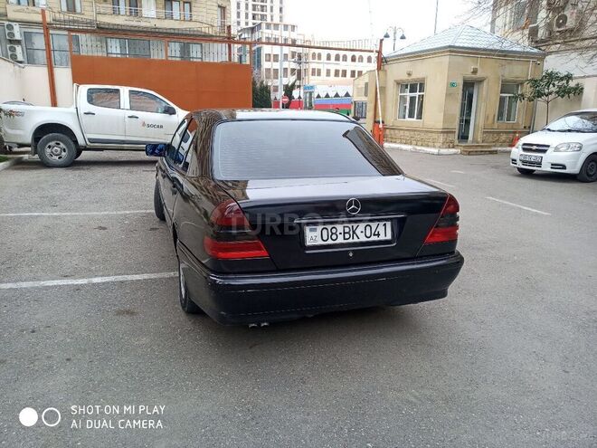 Mercedes C 220 1995, 360,000 km - 2.2 l - Bakı
