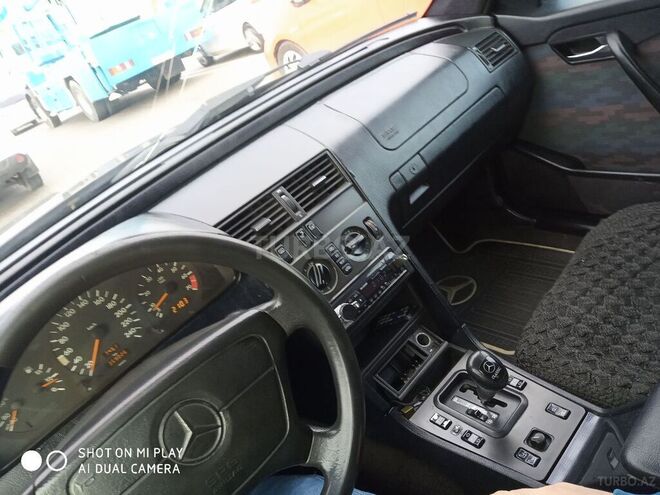 Mercedes C 220 1995, 360,000 km - 2.2 l - Bakı