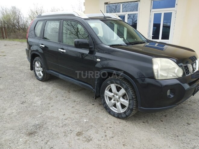 Nissan X-Trail 2008, 340,000 km - 2.5 l - Ucar