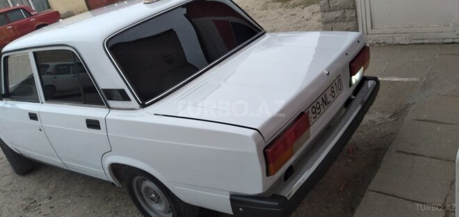 LADA (VAZ) 2107 2003, 190,000 km - 1.6 л - Salyan