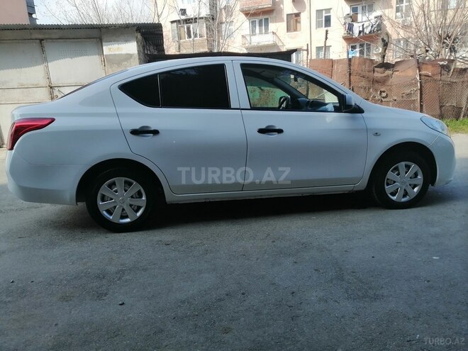Nissan Sunny 2012, 230,000 km - 1.5 л - Bakı