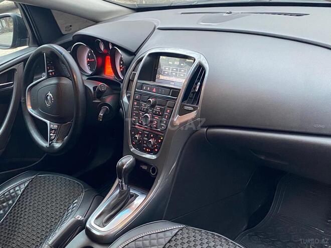 Opel Astra 2016, 76,000 km - 1.4 l - Quba