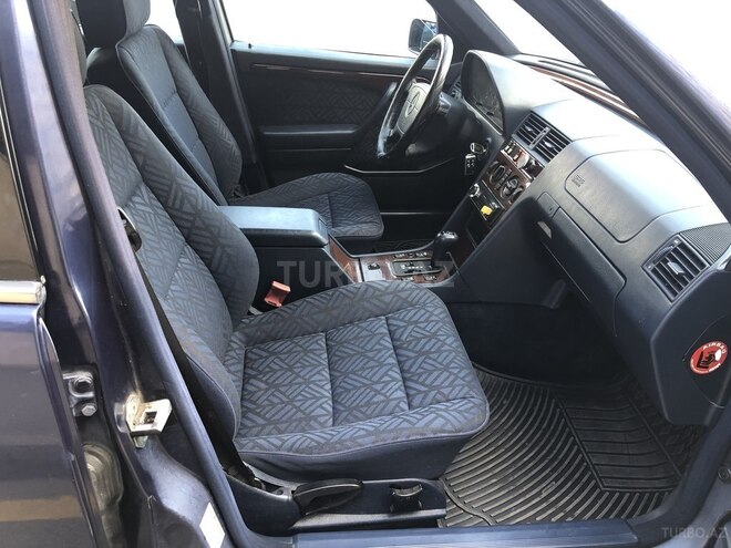 Mercedes C 180 1995, 268,500 km - 1.8 l - Bakı