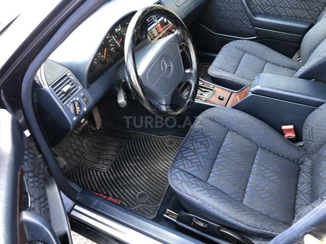 Mercedes C 180 1995, 268,500 km - 1.8 l - Bakı