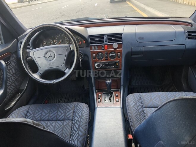 Mercedes C 180 1995, 268,500 km - 1.8 l - Bakı