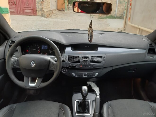 Renault Laguna 2010, 222,223 km - 1.5 l - Bakı