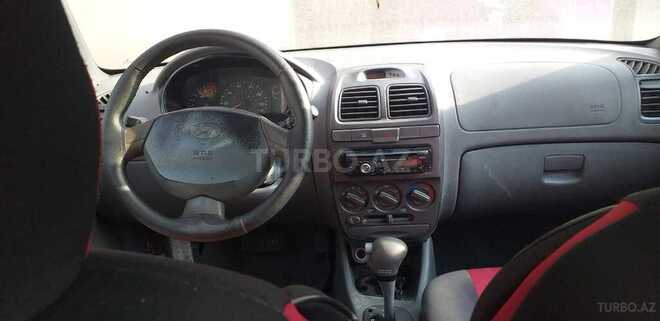 Hyundai Accent 2001, 180,000 km - 1.6 л - Bakı