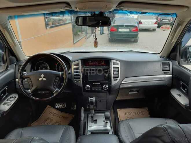 Mitsubishi Pajero 2015, 165,000 km - 3.8 л - Sumqayıt