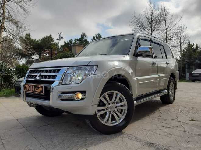 Mitsubishi Pajero 2015, 165,000 km - 3.8 л - Sumqayıt