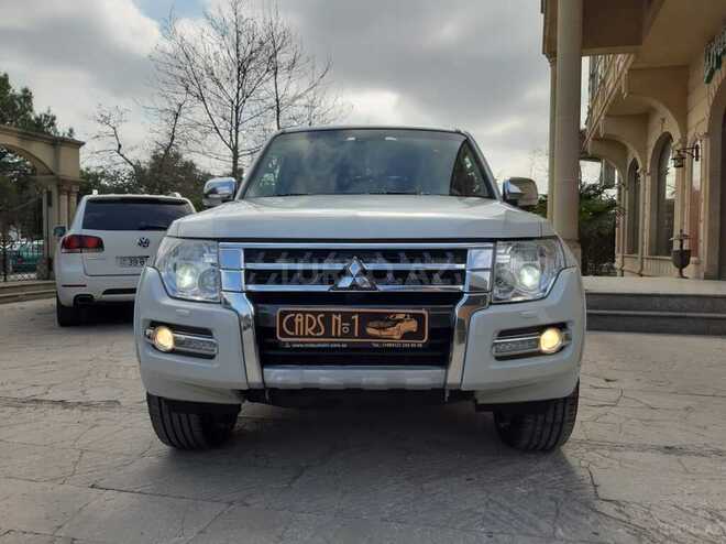 Mitsubishi Pajero 2015, 165,000 km - 3.8 л - Sumqayıt