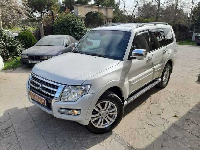 Mitsubishi Pajero 2015, 165,000 km - 3.8 л - Sumqayıt
